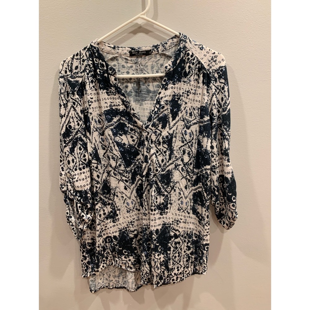 Gently Used 3/4 Sleeve Cotton Blouse!